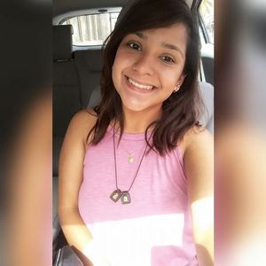 Meet your Posher, María g.